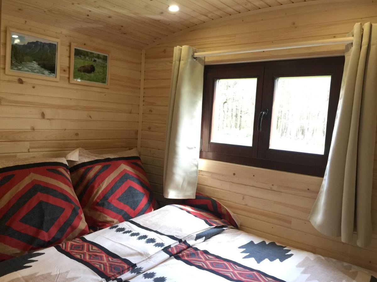 Roulottes Du Chalet Des Pins Rougeou Экстерьер фото