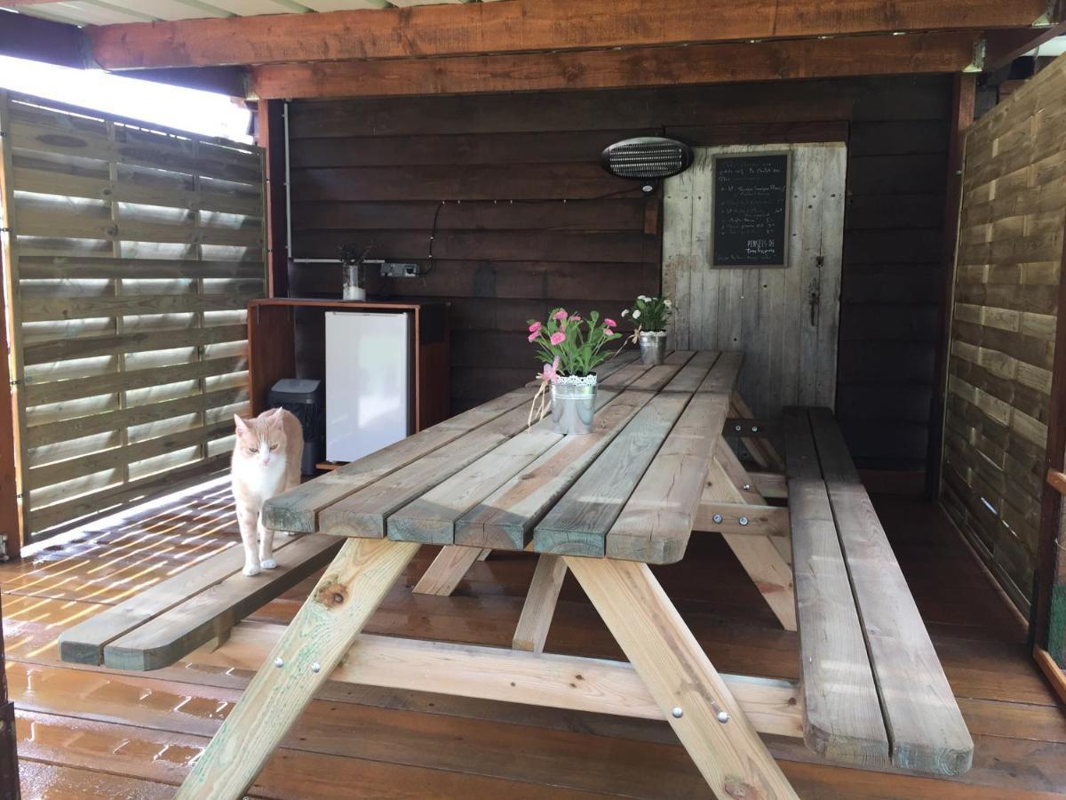 Roulottes Du Chalet Des Pins Rougeou Экстерьер фото